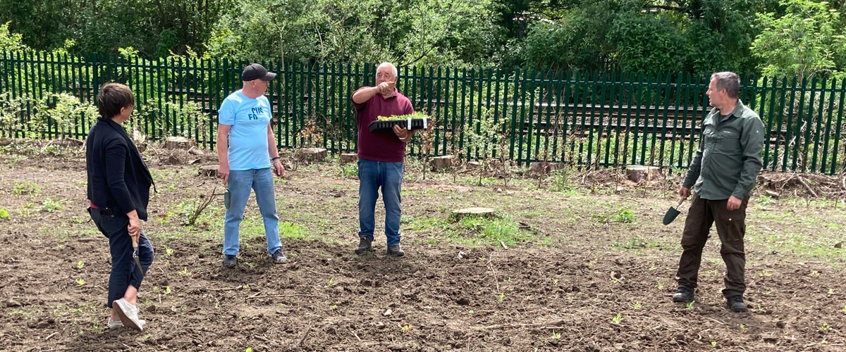 Cwmbran carers receive honorary flower garden