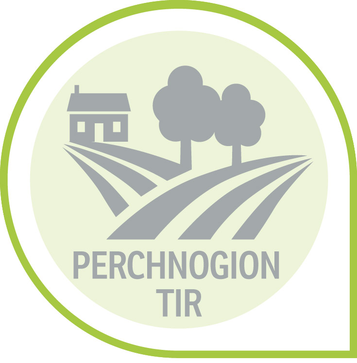 Perchnogion tir